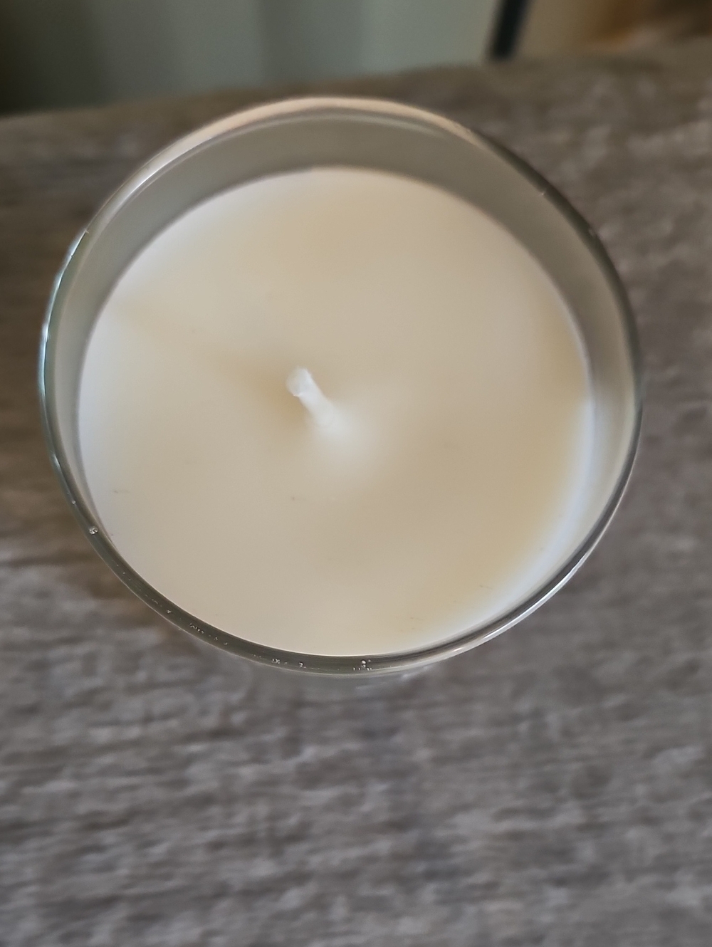 Bath & Body Works Into The Night Candle - Picture 4 of 4